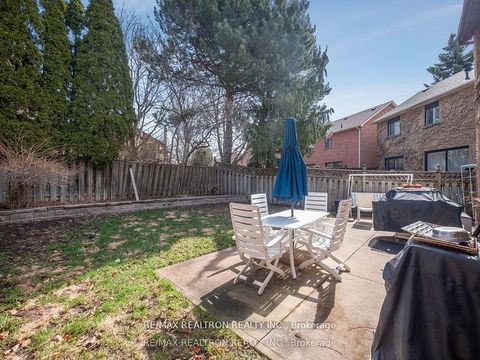 Photo 47 at 53 Peter Andrew Crescent, Brownridge, Vaughan