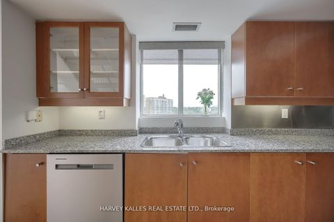 Photo 15 at 1109 - 18 Merton Street, Mount Pleasant West, Toronto