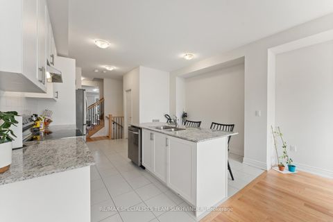 Photo 16 at 3243 Sixth Line, GO Glenorchy, Oakville