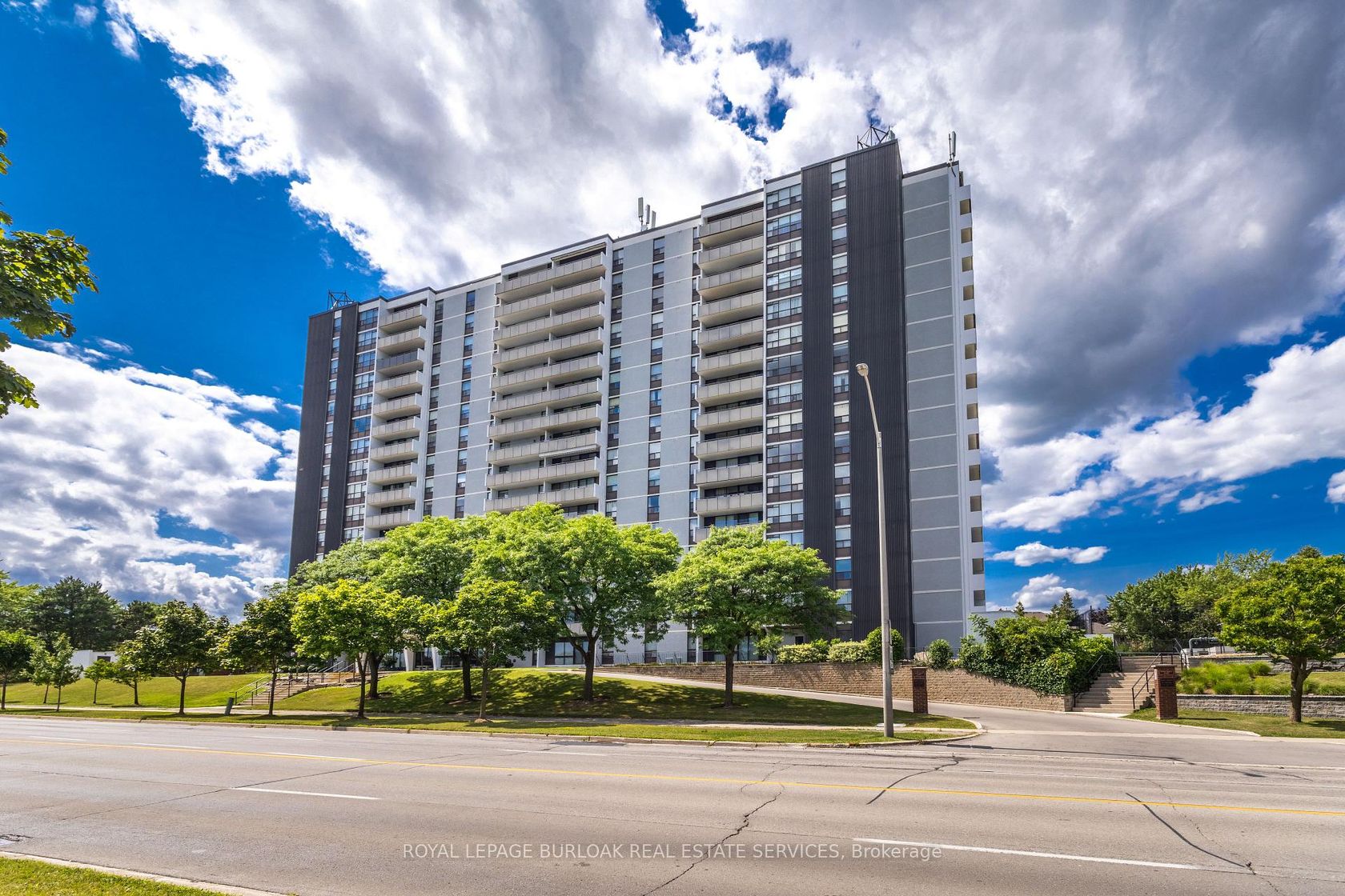 805 - 2055 Upper Middle Road, Brant Hills, Burlington 