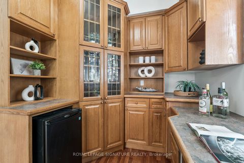 Photo 9 at 12 Mccullough Court, South Shore, Barrie