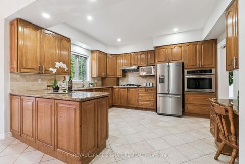 Photo 12 at 12 Mccullough Court, South Shore, Barrie