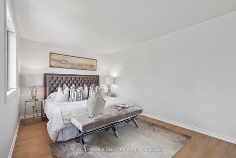 Photo 24 at 12 Mccullough Court, South Shore, Barrie