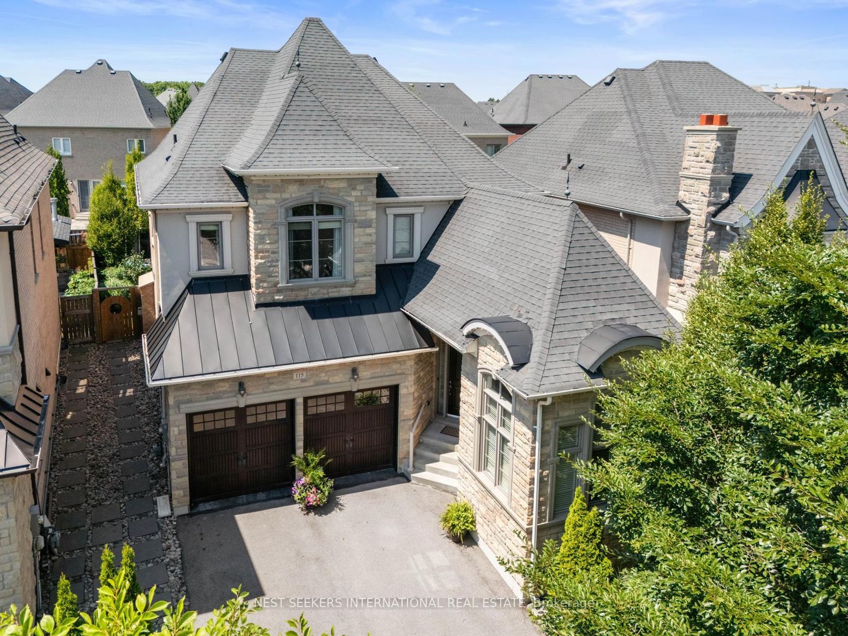 115 Robert Berry Crescent, King City, King by Loree Meneguzzi Real Estate 115 Robert Berry Crescent, King City, King