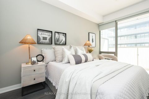 Photo 22 at 606 - 50 Charles Street E, Yonge Corridor, Toronto