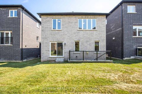 Photo 4 at 1406 Stovell Crescent, Lefroy, Innisfil