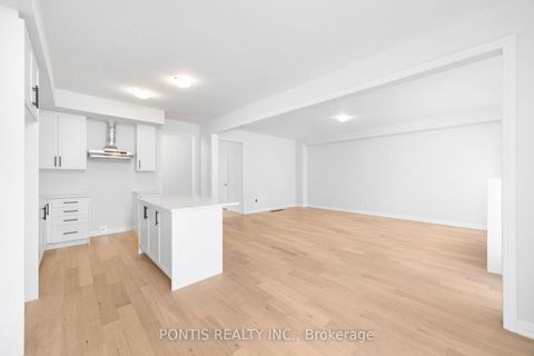 Photo 7 at 1406 Stovell Crescent, Lefroy, Innisfil