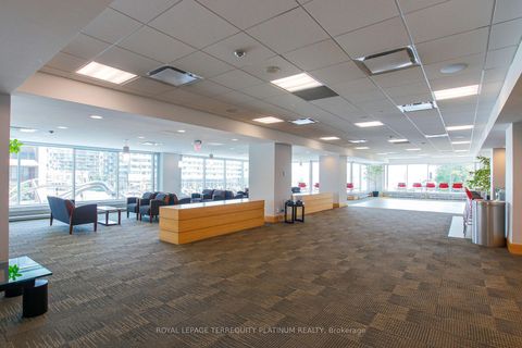 Photo 15 at 1008 - 10 Yonge Street, Waterfront Communities C1, Toronto