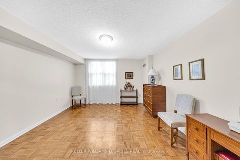 Photo 12 at 202 - 2500 Rutherford Road, Maple, Vaughan Photo 12 at 202 - 2500 Rutherford Road, Maple, Vaughan