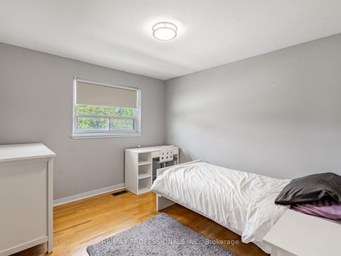 Photo 17 at 21 Waterbury Drive, Richview, Toronto