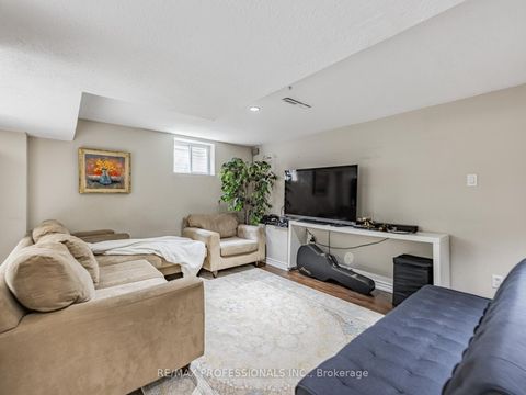 Photo 21 at 21 Waterbury Drive, Richview, Toronto