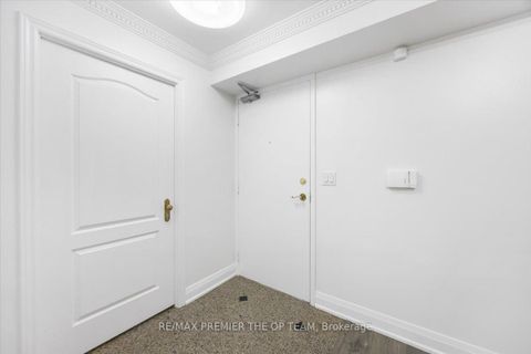 Photo 5 at 401 - 800 Spadina Road, Forest Hill South, Toronto