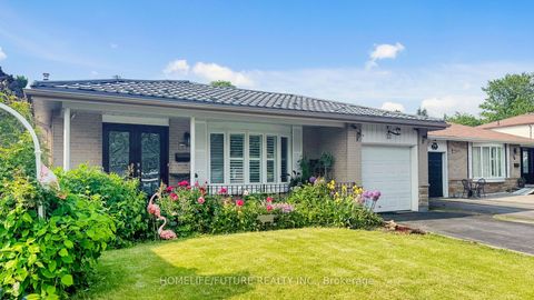 Photo 3 at 72 Sealstone Terrace, Morningside, Toronto