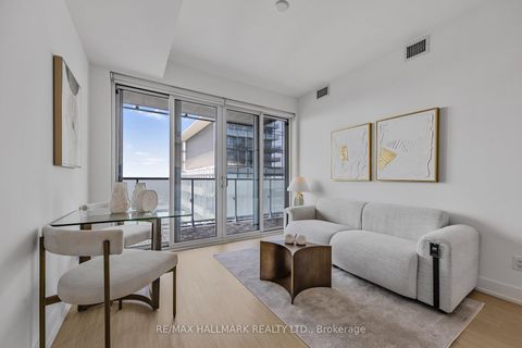 Photo 4 at 5512 - 7 Grenville Street, Bay Street Corridor, Toronto