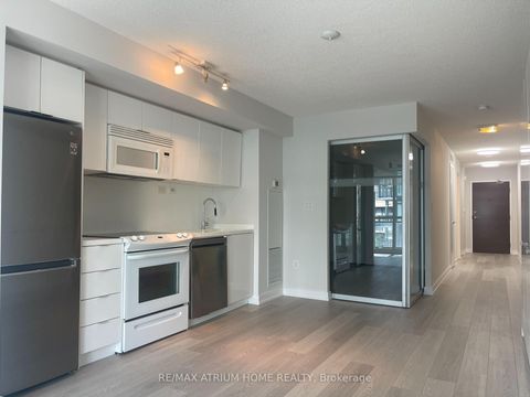 Photo 2 at 750 - 10 Capreol Court, Waterfront Communities C1, Toronto