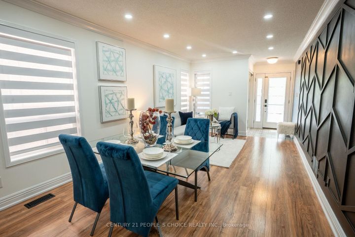 Photo 4 at 111 Brisdale Drive, Fletcher's Meadow, Brampton