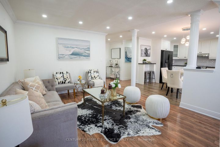 Photo 14 at 111 Brisdale Drive, Fletcher's Meadow, Brampton