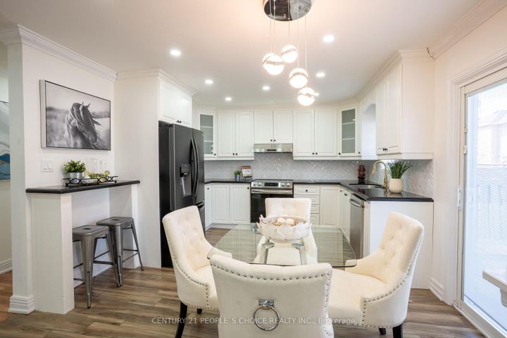 Photo 15 at 111 Brisdale Drive, Fletcher's Meadow, Brampton