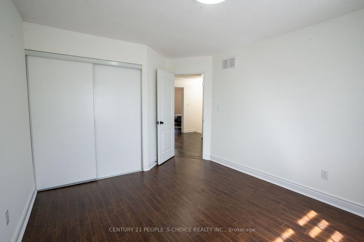 Photo 32 at 111 Brisdale Drive, Fletcher's Meadow, Brampton