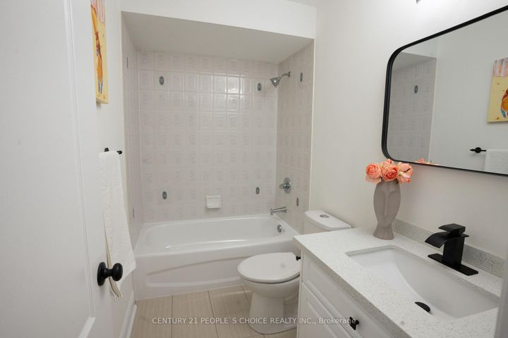Photo 35 at 111 Brisdale Drive, Fletcher's Meadow, Brampton
