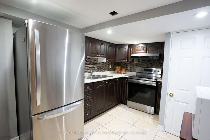 Photo 40 at 111 Brisdale Drive, Fletcher's Meadow, Brampton
