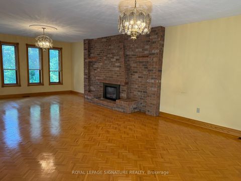 Photo 5 at 450 O'Connor Drive, East York, Toronto