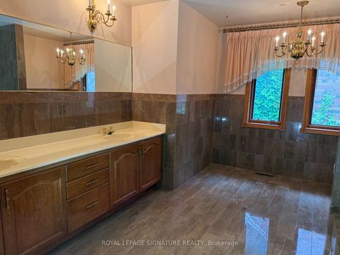 Photo 19 at 450 O'Connor Drive, East York, Toronto