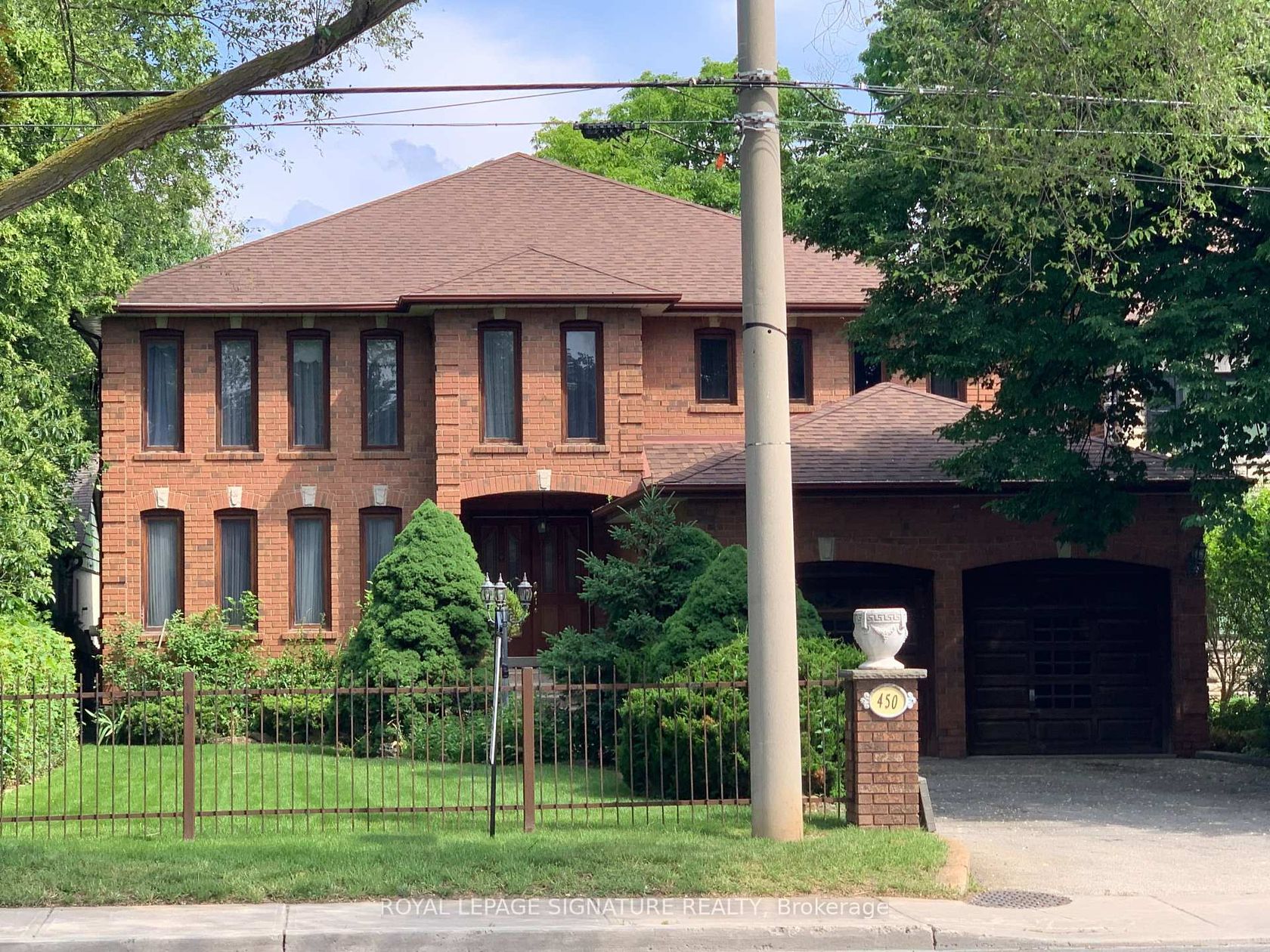 450 O'Connor Drive, East York, Toronto 