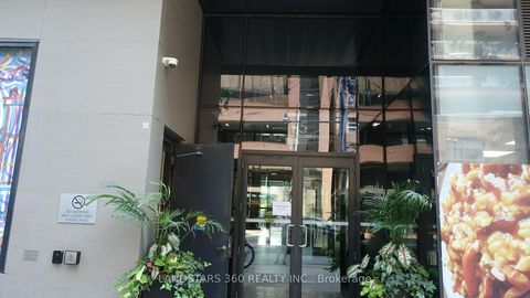 Photo 2 at 2812 - 25 Richmond Street E, Yonge Corridor, Toronto Photo 2 at 2812 - 25 Richmond Street E, Yonge Corridor, Toronto