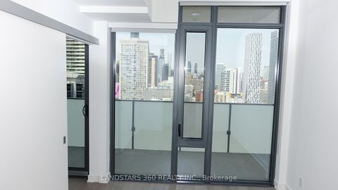 Photo 14 at 2812 - 25 Richmond Street E, Yonge Corridor, Toronto Photo 14 at 2812 - 25 Richmond Street E, Yonge Corridor, Toronto