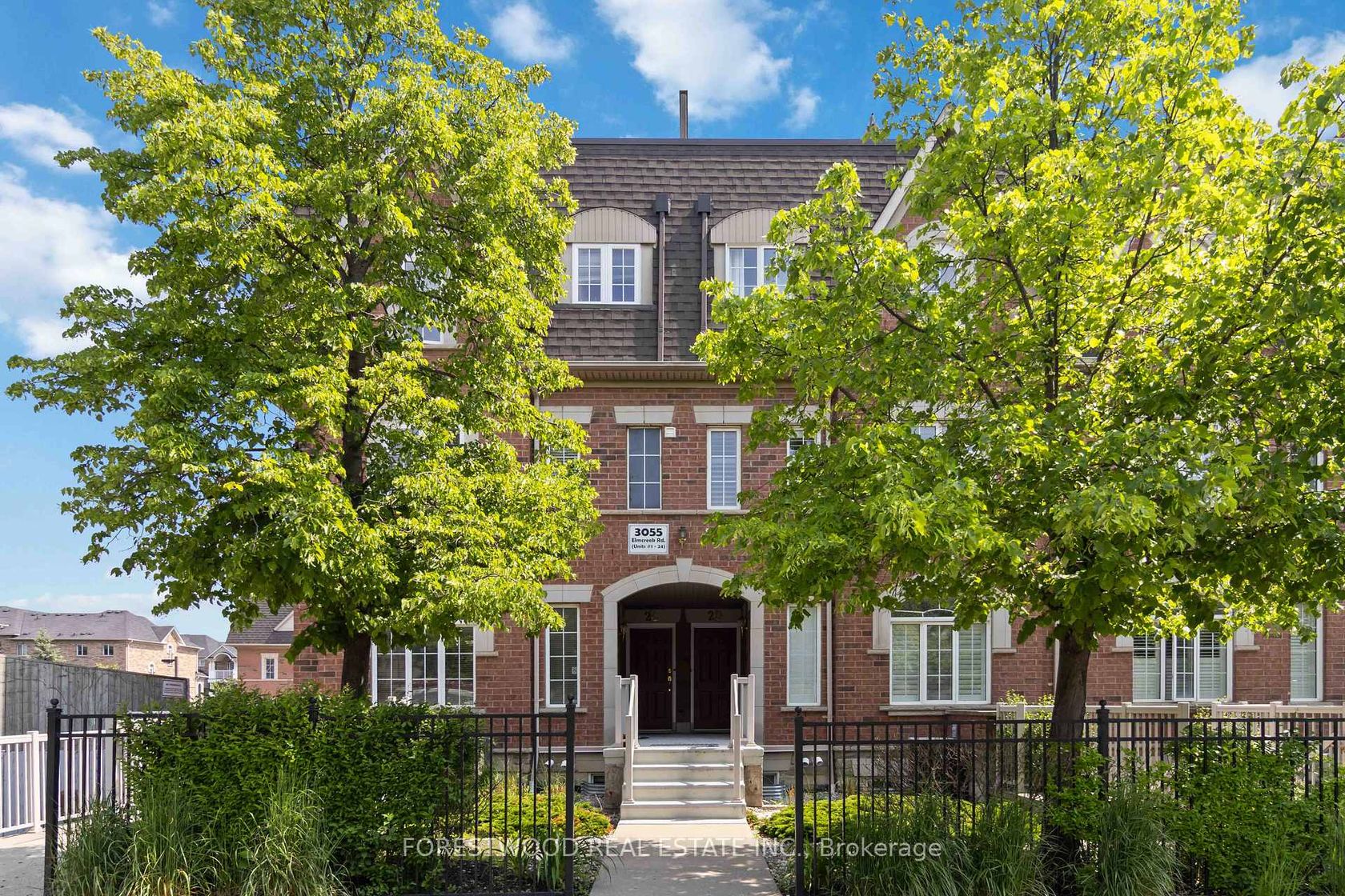19 - 3055 Elmcreek Road, Cooksville, Mississauga 