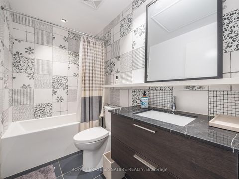 Photo 25 at 905 - 501 Adelaide Street W, Waterfront Communities C1, Toronto