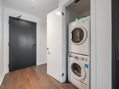 Photo 26 at 905 - 501 Adelaide Street W, Waterfront Communities C1, Toronto