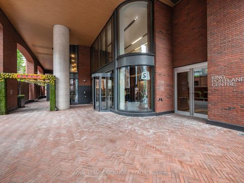Photo 34 at 905 - 501 Adelaide Street W, Waterfront Communities C1, Toronto