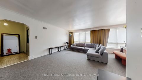 Photo 4 at 174 Caribou Road, Nortown, Toronto