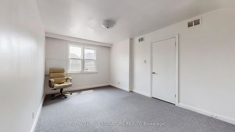 Photo 13 at 174 Caribou Road, Nortown, Toronto