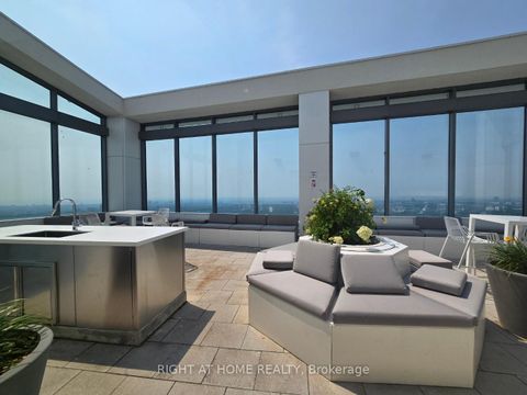 Photo 18 at 902 - 2221 Yonge Street, Mount Pleasant West, Toronto
