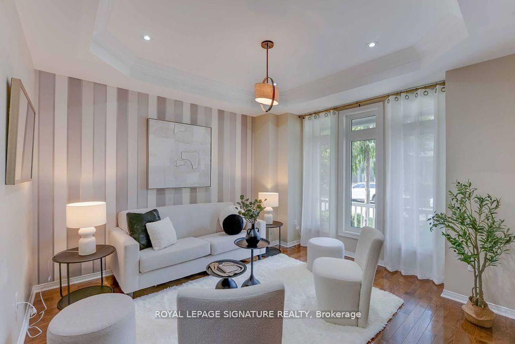 216 Gatwick Drive, RO River Oaks, Oakville 