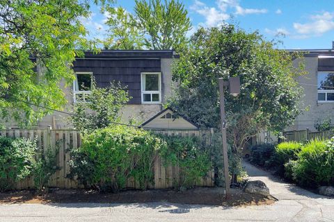 Photo 3 at 8 - 29 Four Winds Drive, York University Heights, Toronto