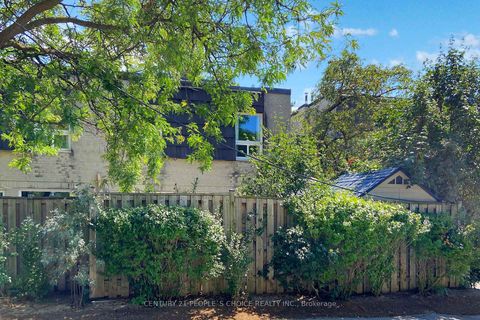 Photo 4 at 8 - 29 Four Winds Drive, York University Heights, Toronto