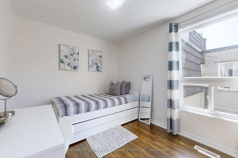 Photo 25 at 8 - 29 Four Winds Drive, York University Heights, Toronto