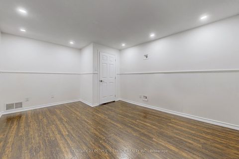 Photo 36 at 8 - 29 Four Winds Drive, York University Heights, Toronto