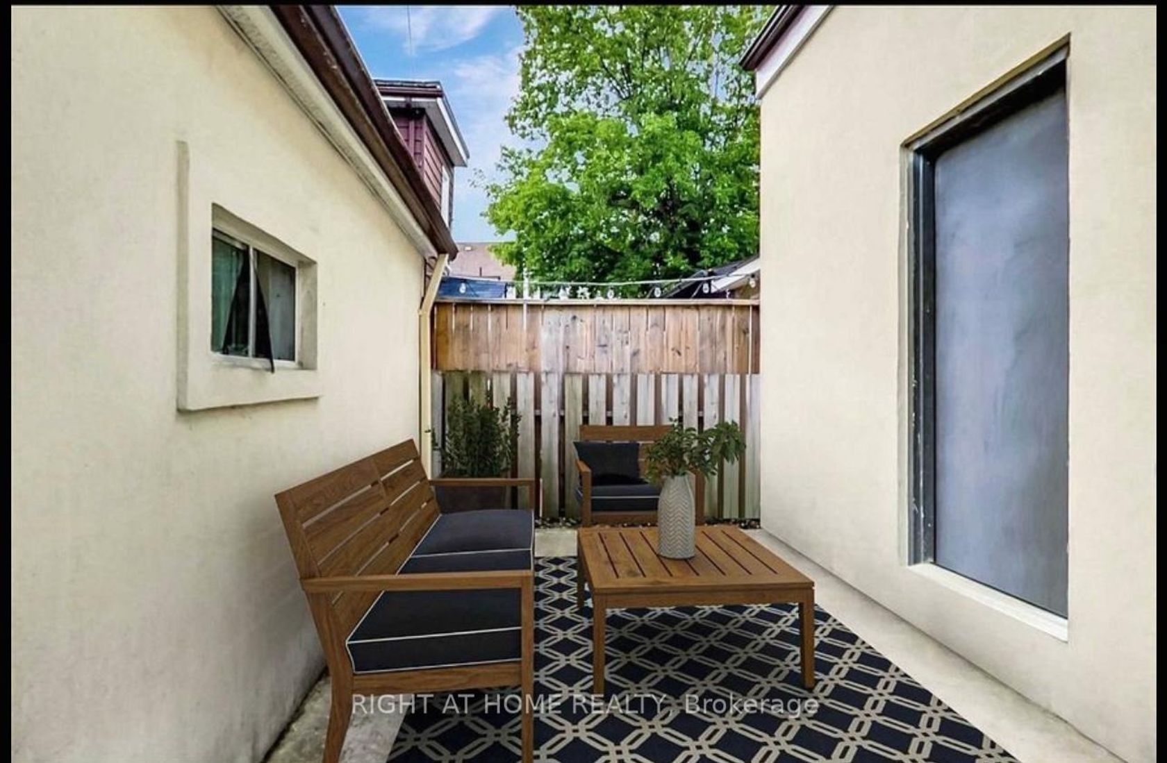 50 Shirley Street W, Little Portugal, Toronto by Loree Meneguzzi Real Estate 50 Shirley Street W, Little Portugal, Toronto