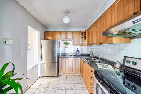 Photo 6 at 2006 - 4101 Sheppard Avenue E, Malvern West, Toronto