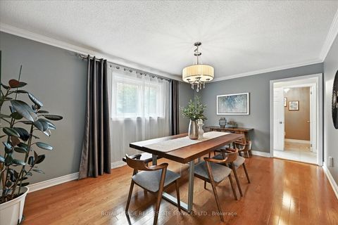 Photo 8 at 2921 Mulberry Drive, CV Clearview, Oakville