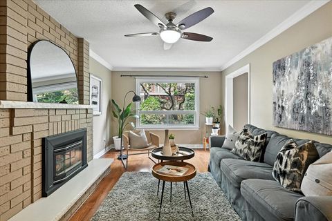 Photo 18 at 2921 Mulberry Drive, CV Clearview, Oakville