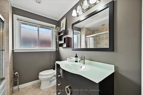 Photo 28 at 2921 Mulberry Drive, CV Clearview, Oakville