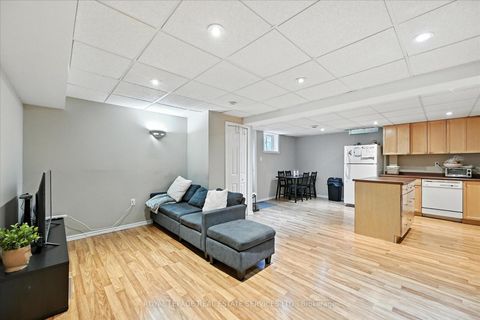 Photo 33 at 2921 Mulberry Drive, CV Clearview, Oakville