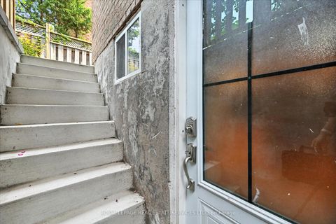 Photo 38 at 2921 Mulberry Drive, CV Clearview, Oakville