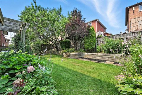 Photo 43 at 2921 Mulberry Drive, CV Clearview, Oakville